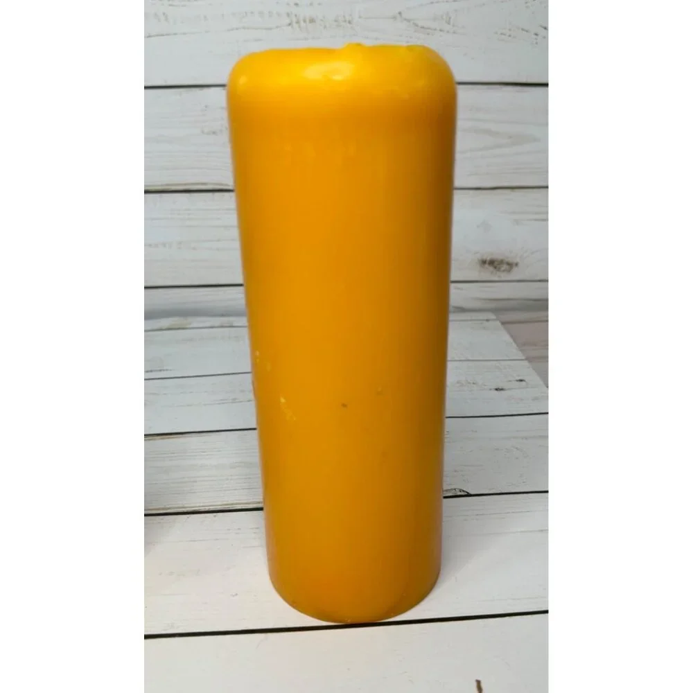 Set‎ Of 2 Yellow Pillar Candles 8